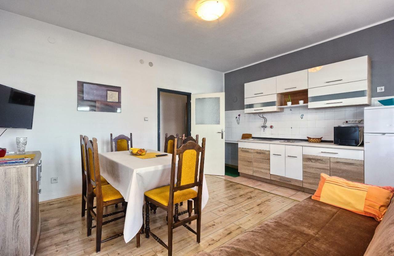Apartments Milenka トロギール エクステリア 写真
