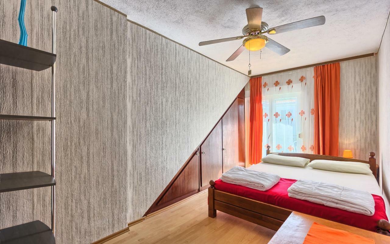 Apartments Milenka トロギール エクステリア 写真