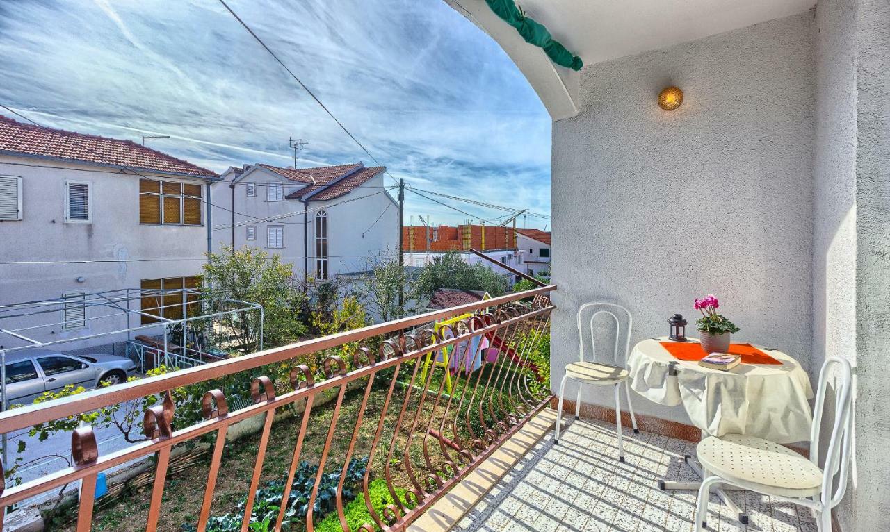 Apartments Milenka トロギール エクステリア 写真