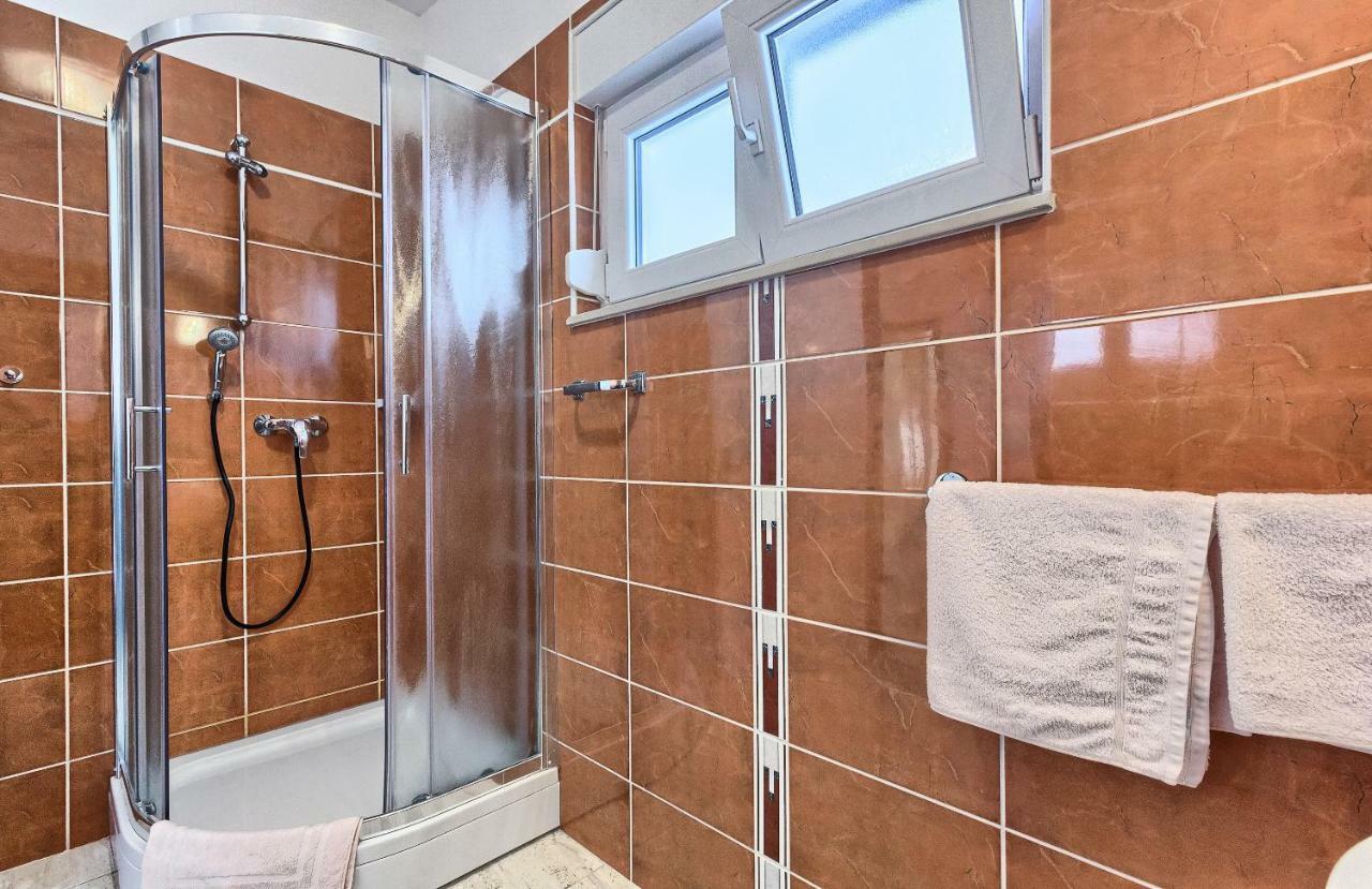 Apartments Milenka トロギール エクステリア 写真