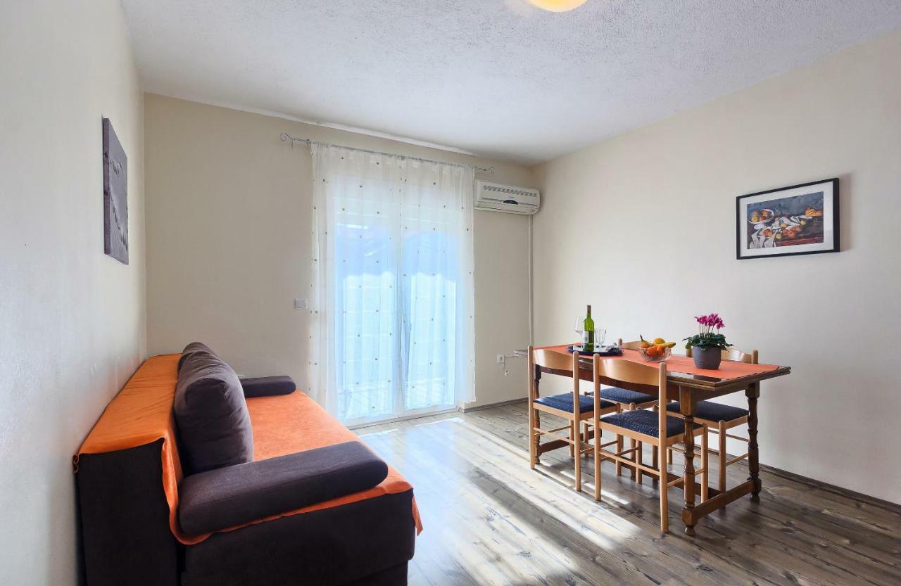 Apartments Milenka トロギール エクステリア 写真
