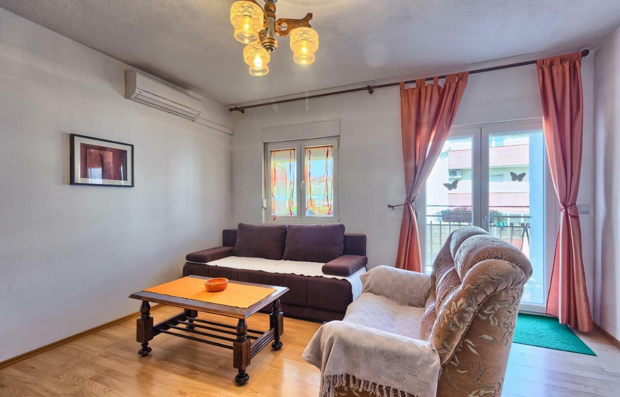 Apartments Milenka トロギール エクステリア 写真